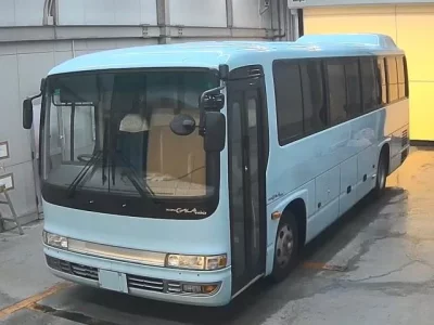 Isuzu BUS