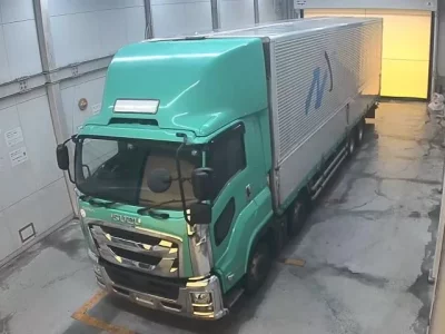 Isuzu TRUCK