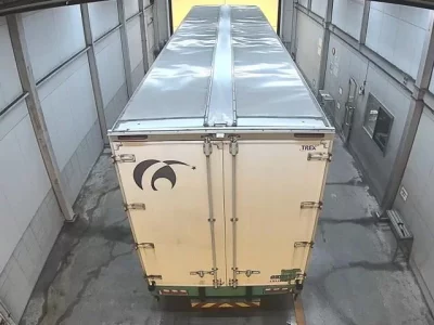 Isuzu TRUCK