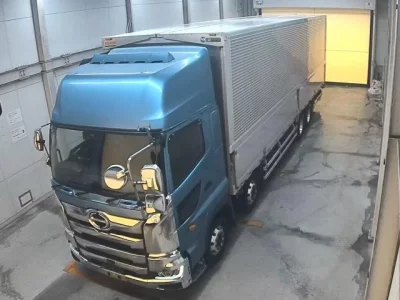 Hino TRUCK