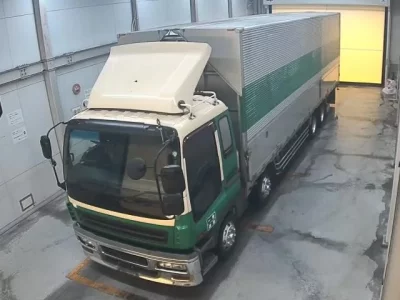 Isuzu TRUCK