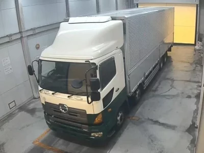 Hino TRUCK