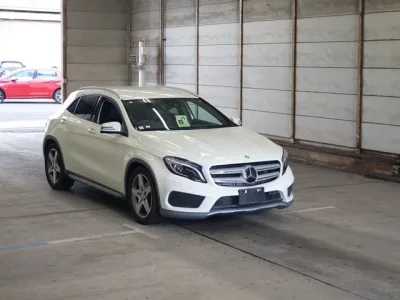 Mercedes-Benz GLA CLASS