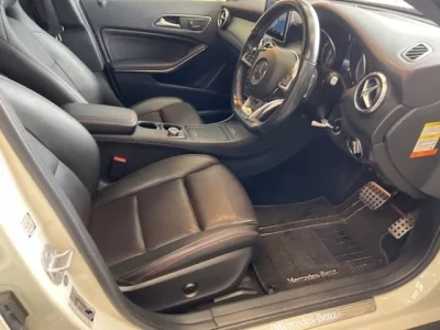 Mercedes-Benz GLA CLASS