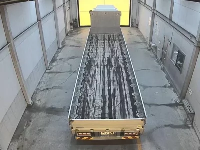 Isuzu TRUCK