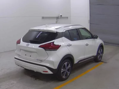 Nissan KIX