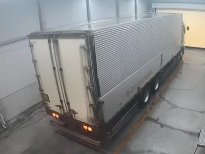 Hino TRUCK