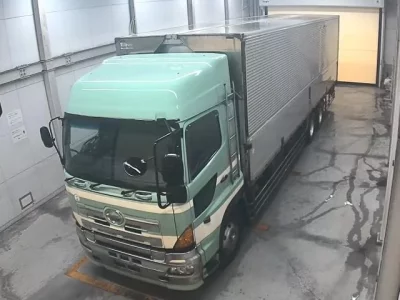 Hino TRUCK