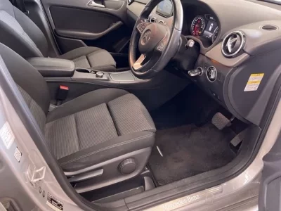 Mercedes-Benz B CLASS