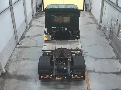 Isuzu TRUCK