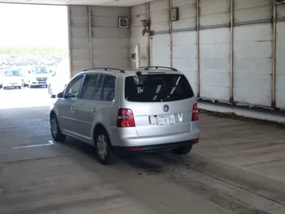 Volkswagen GOLF TOURAN