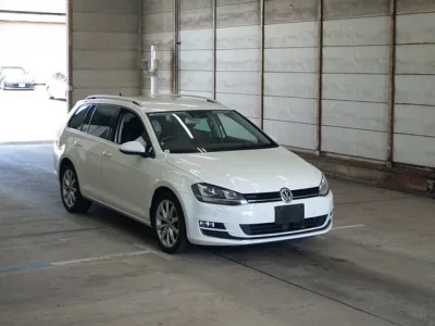 Volkswagen GOLF VARIANT