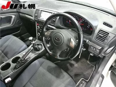 Subaru LEGACY B4