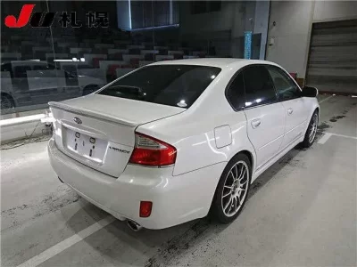 Subaru LEGACY B4