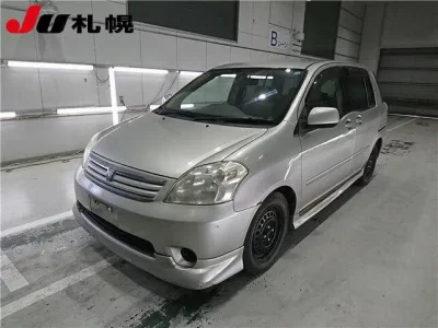 Toyota RAUM