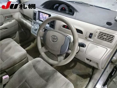 Toyota RAUM