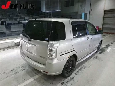 Toyota RAUM