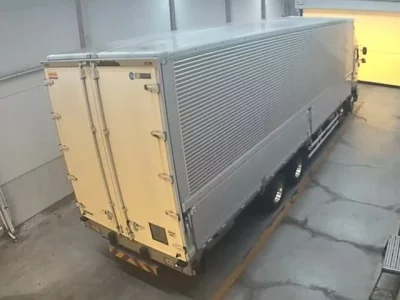 Hino TRUCK
