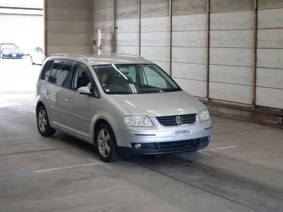Volkswagen GOLF TOURAN