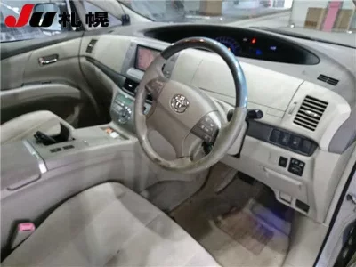 Toyota ESTIMA HYBRID