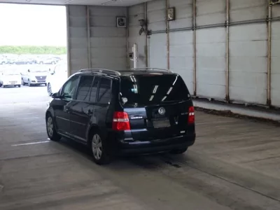 Volkswagen GOLF TOURAN