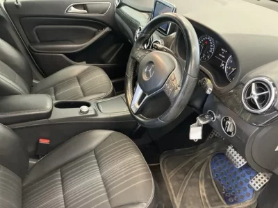 Mercedes-Benz B CLASS