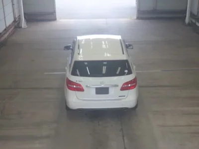 Mercedes-Benz B CLASS