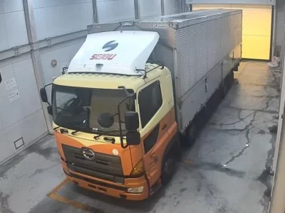 Hino TRUCK