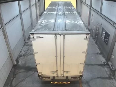 Isuzu TRUCK
