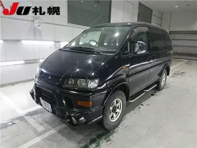Mitsubishi DELICA