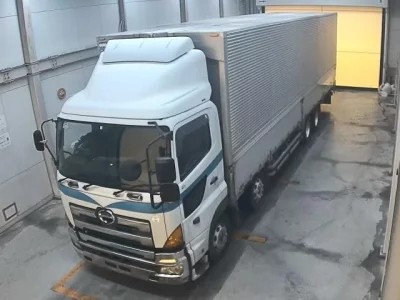 Hino TRUCK