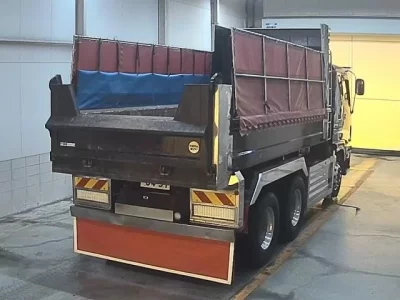 Isuzu TRUCK