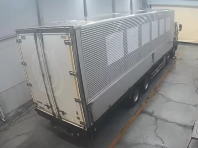 Isuzu TRUCK