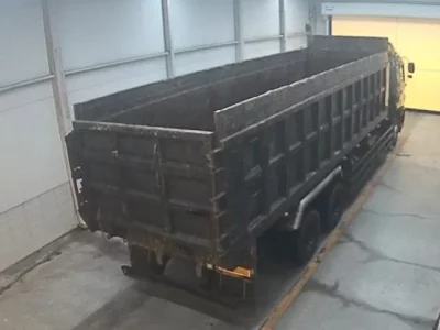 Isuzu TRUCK