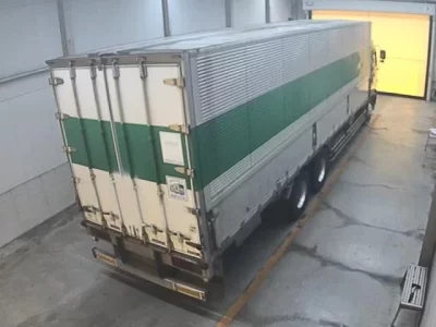 Isuzu TRUCK