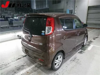 Suzuki MRWAGON