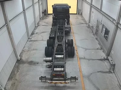 Isuzu TRUCK