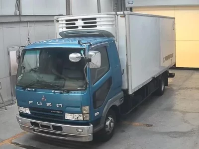 Mitsubishi FUSO FIGHTER