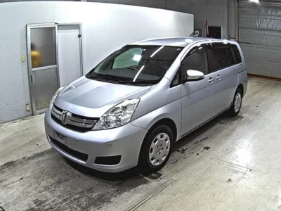 Toyota ISIS