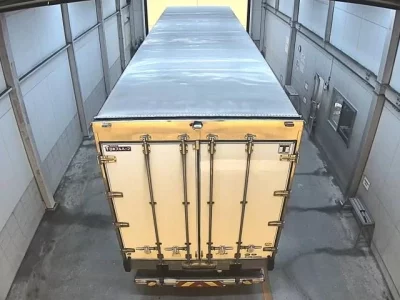 Isuzu TRUCK