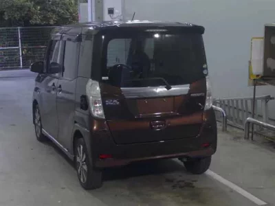Mitsubishi EK SPACE