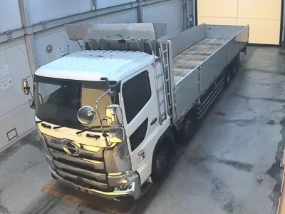 Hino TRUCK