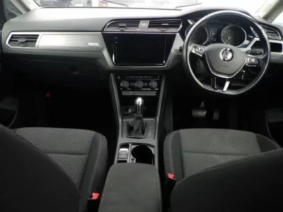 Volkswagen GOLF TOURAN