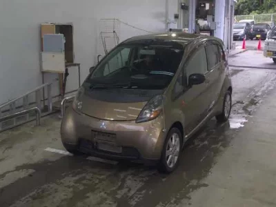 Mitsubishi I