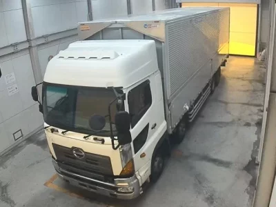 Hino TRUCK