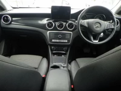Mercedes-Benz CLA CLASS