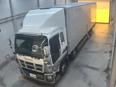 Isuzu TRUCK