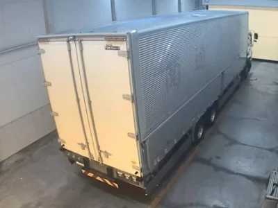 Isuzu TRUCK