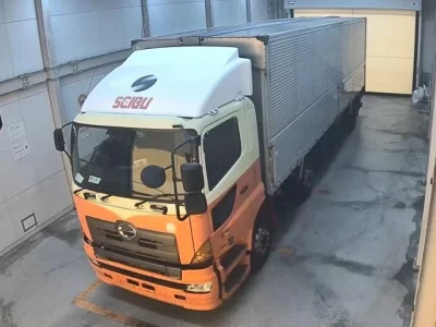 Hino TRUCK