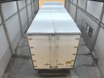 Hino TRUCK